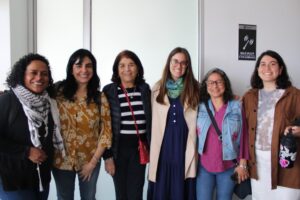 Eliana Carlin y Sara Ramírez, con el apoyo del Grupo de Investigación de Género y CLADEM Perú, presentaron el trabajo preliminar “Violencia de género: un análisis de políticas públicas”