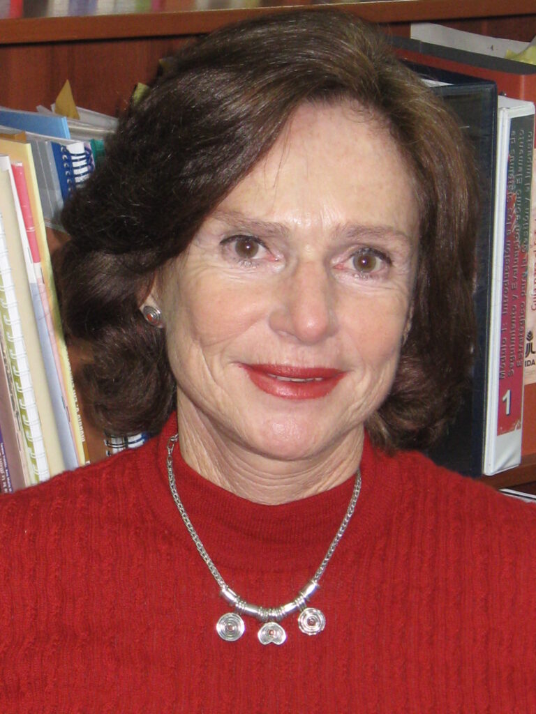 Homenaje a la trayectoria de la doctora e investigadora CISEPA Norma Fuller