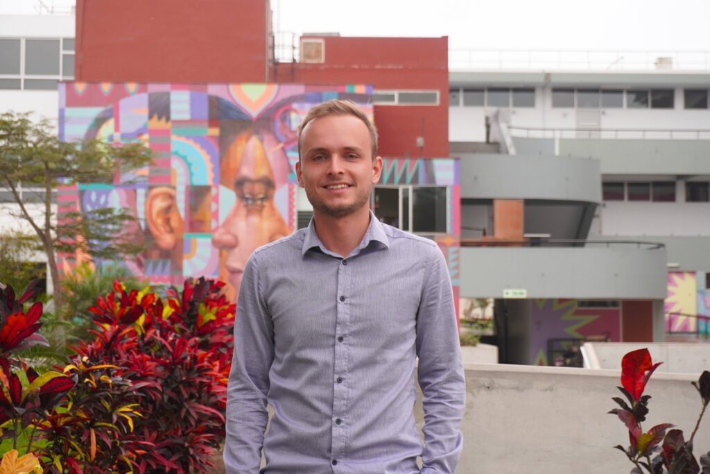 Ciclo de entrevistas a investigadores pasantes: Roman Perdomo